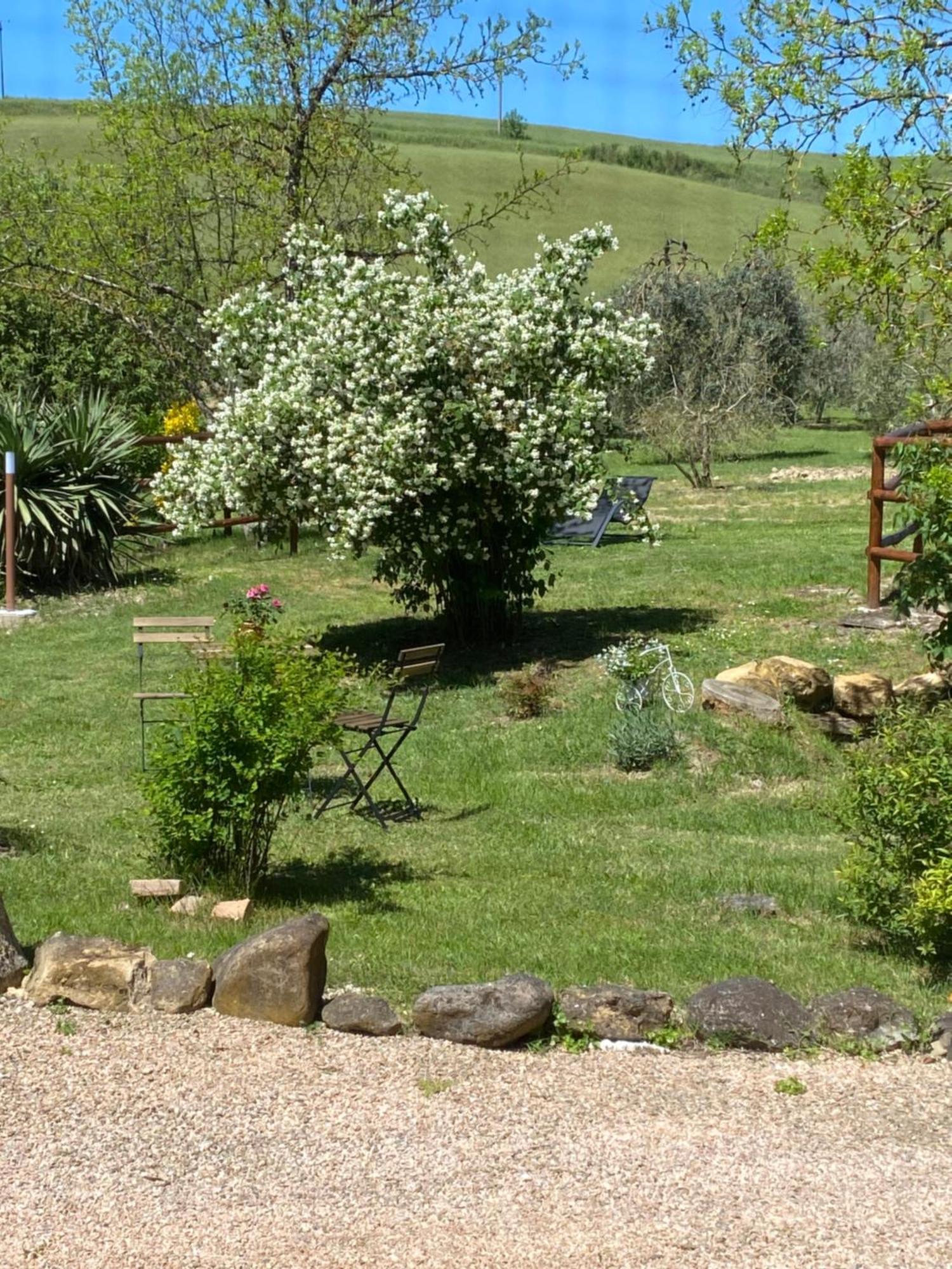 Casa Vacanze Podere San Giusto Volterra Luaran gambar
